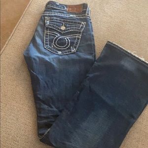 Big star vintage bootcut jean.